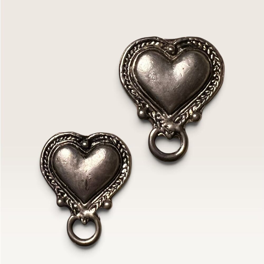 Vintage Southwestern Silver Tone Puffed Heart Clip-On Earrings